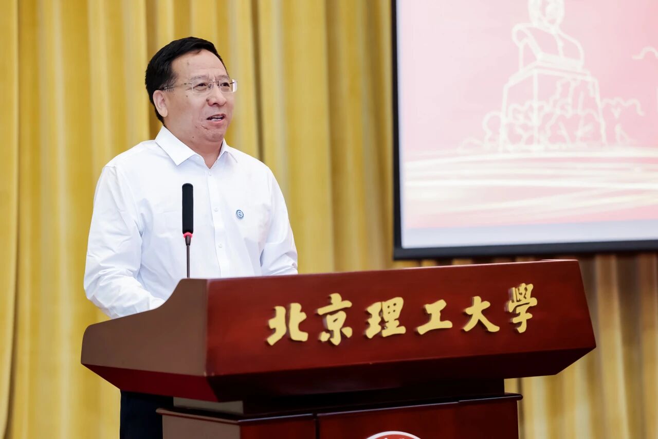 9书记讲话.jpg